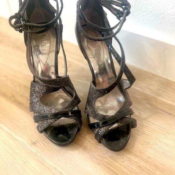 Guess Heels - Picture 2 of 3
